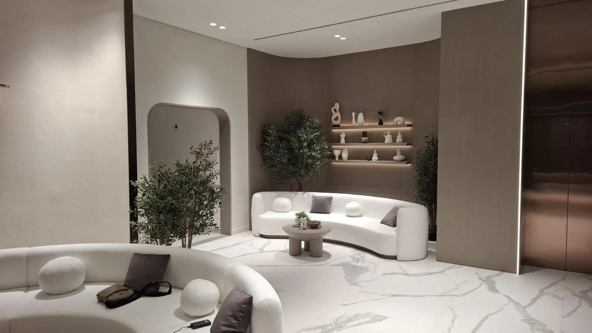 Stylish Studio Retreat Modern Stay In Jvc Dubai 0*,