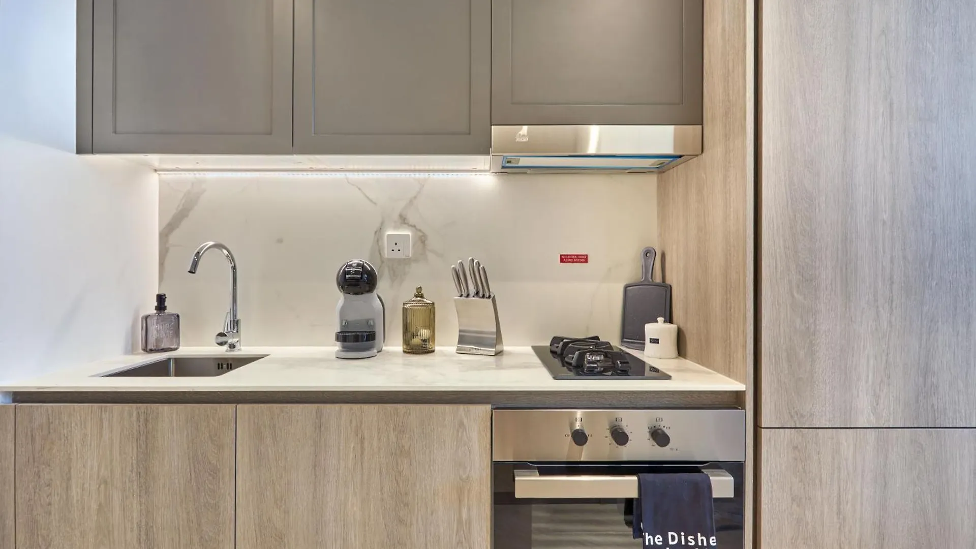 Apartment Stylish Studio Retreat Modern Stay In Jvc Dubai